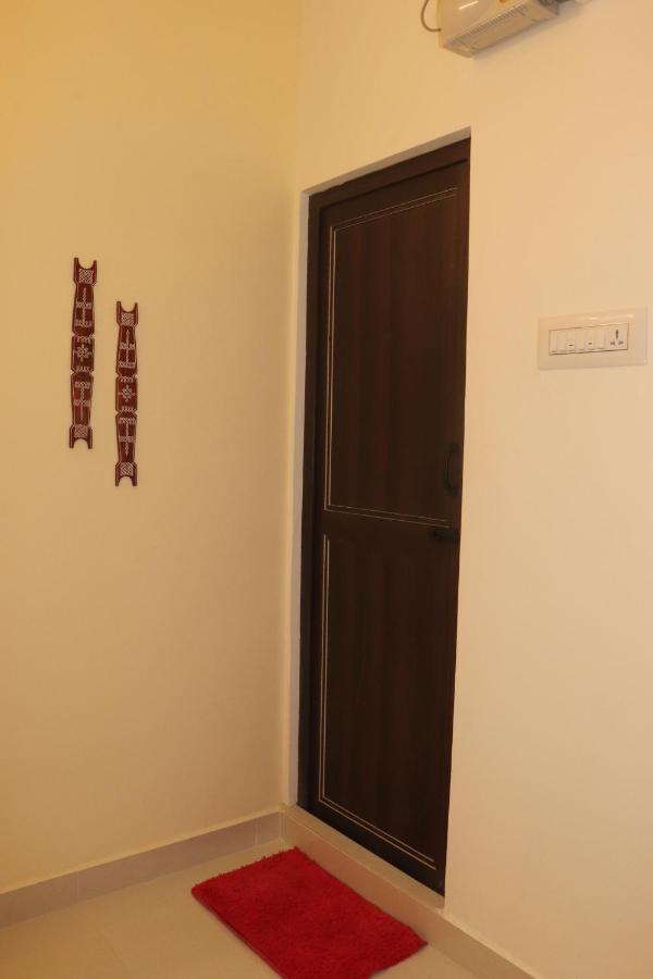 Grand Suites Srirangam Tiruchirappalli ภายนอก รูปภาพ