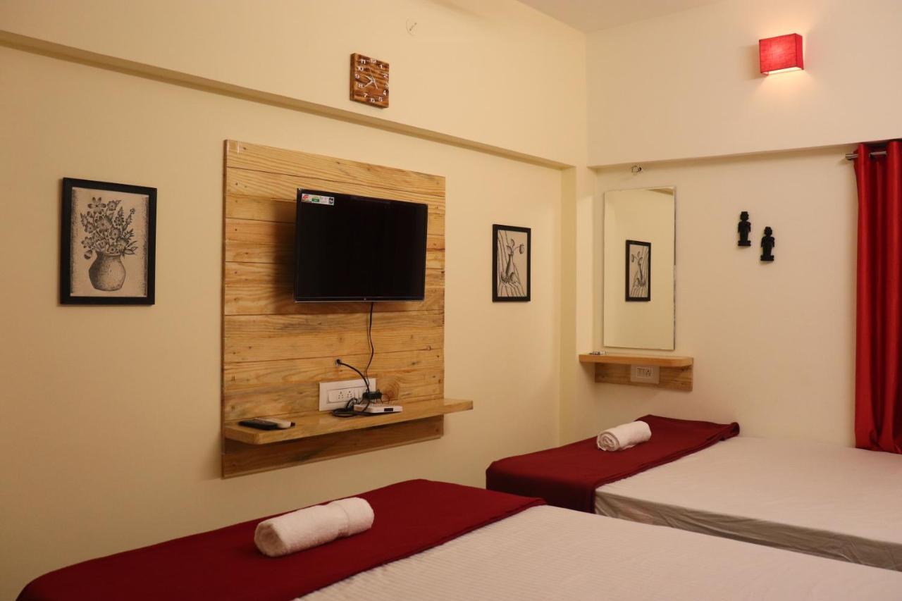 Grand Suites Srirangam Tiruchirappalli ภายนอก รูปภาพ